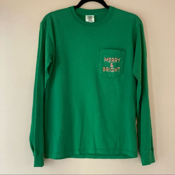 NWT Southern Raised Clothing Company Christmas Top - Picture 2 of 4